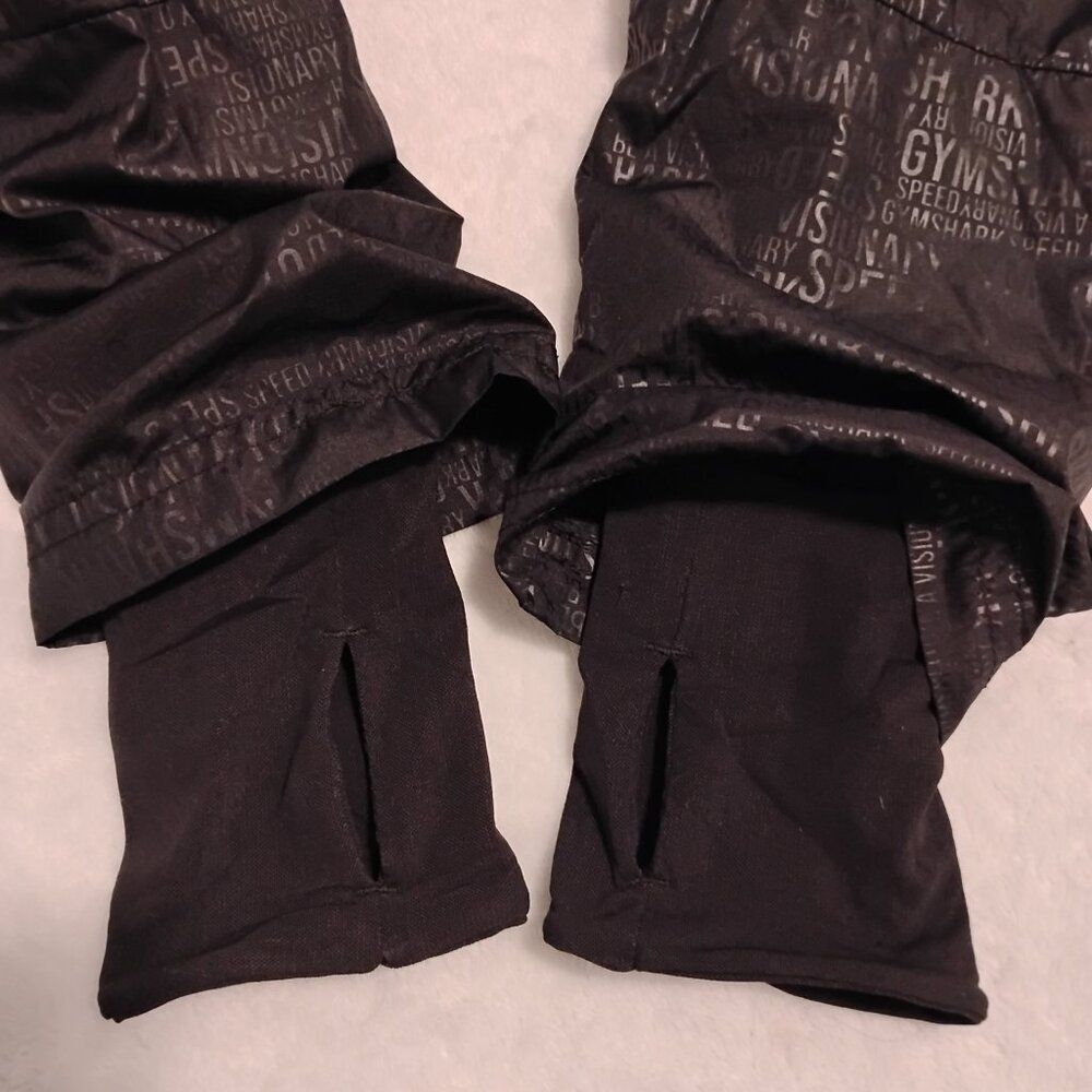 Gymshark Speed 1/4 Zip Jacket Cropped Hooded Size Small Black - Picture 3 of 9